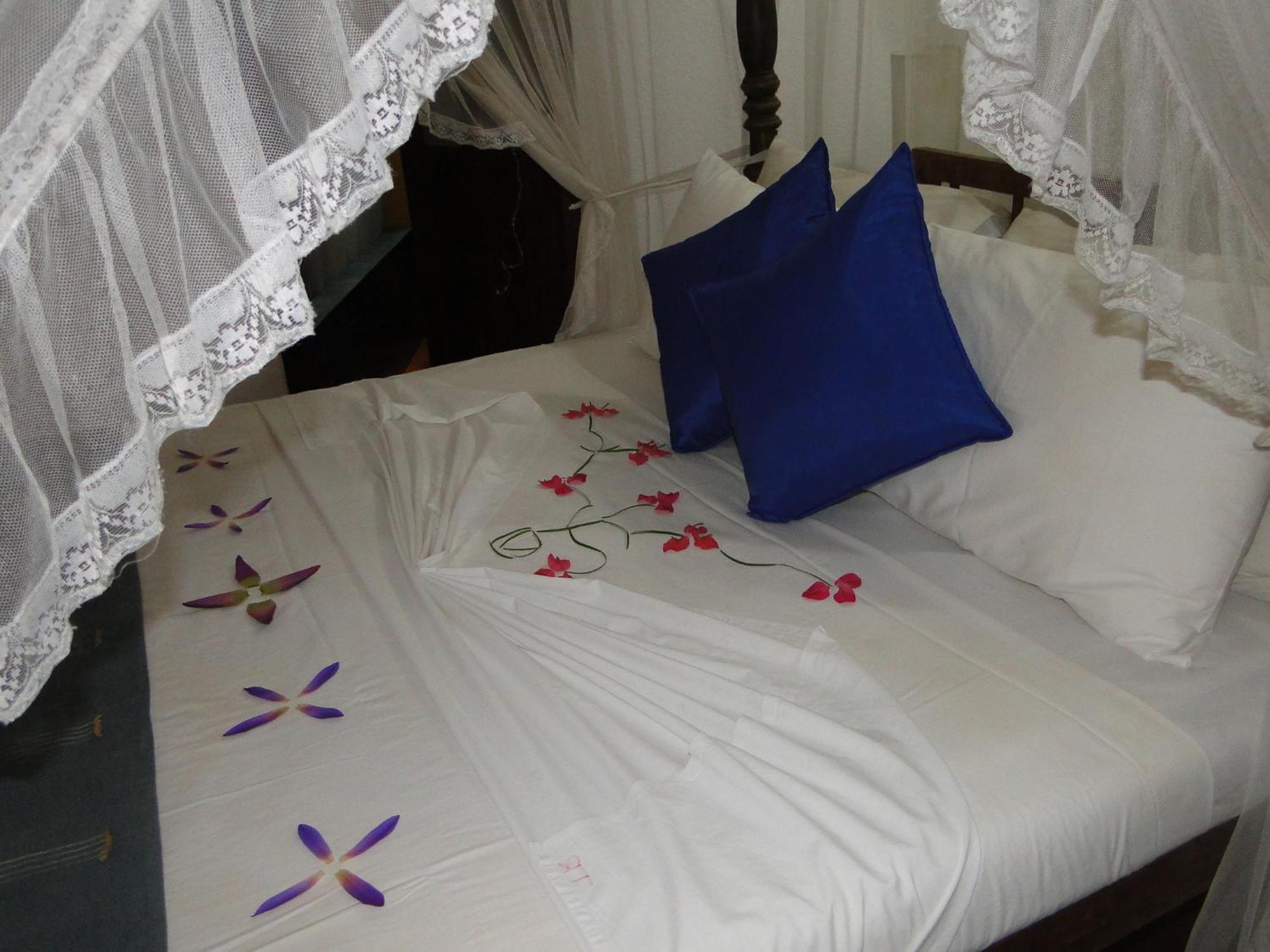 Hotel Thambapanni Retreat Unawatuna Exterior foto